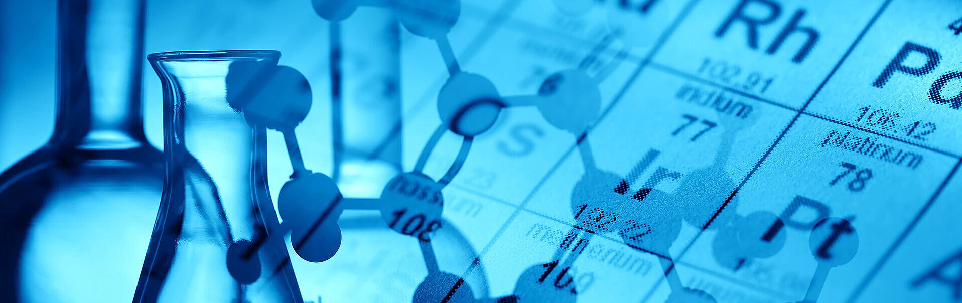 Bild: Wissenschaftlicher Hintergrund mit Reagenzglas und Periodensystem